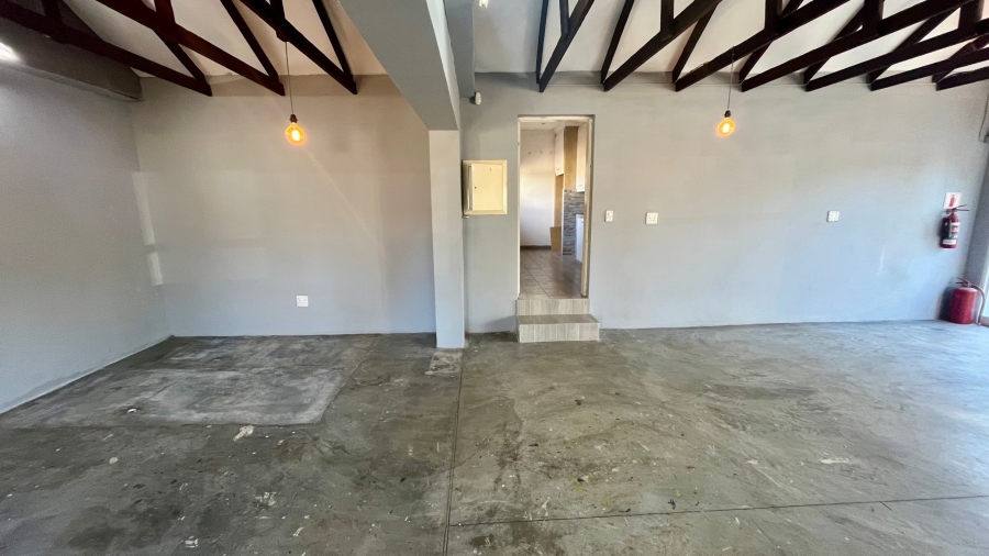 3 Bedroom Property for Sale in Flamwood North West